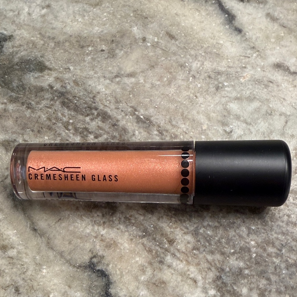 Mac cremesheen lip glass stately shimmer